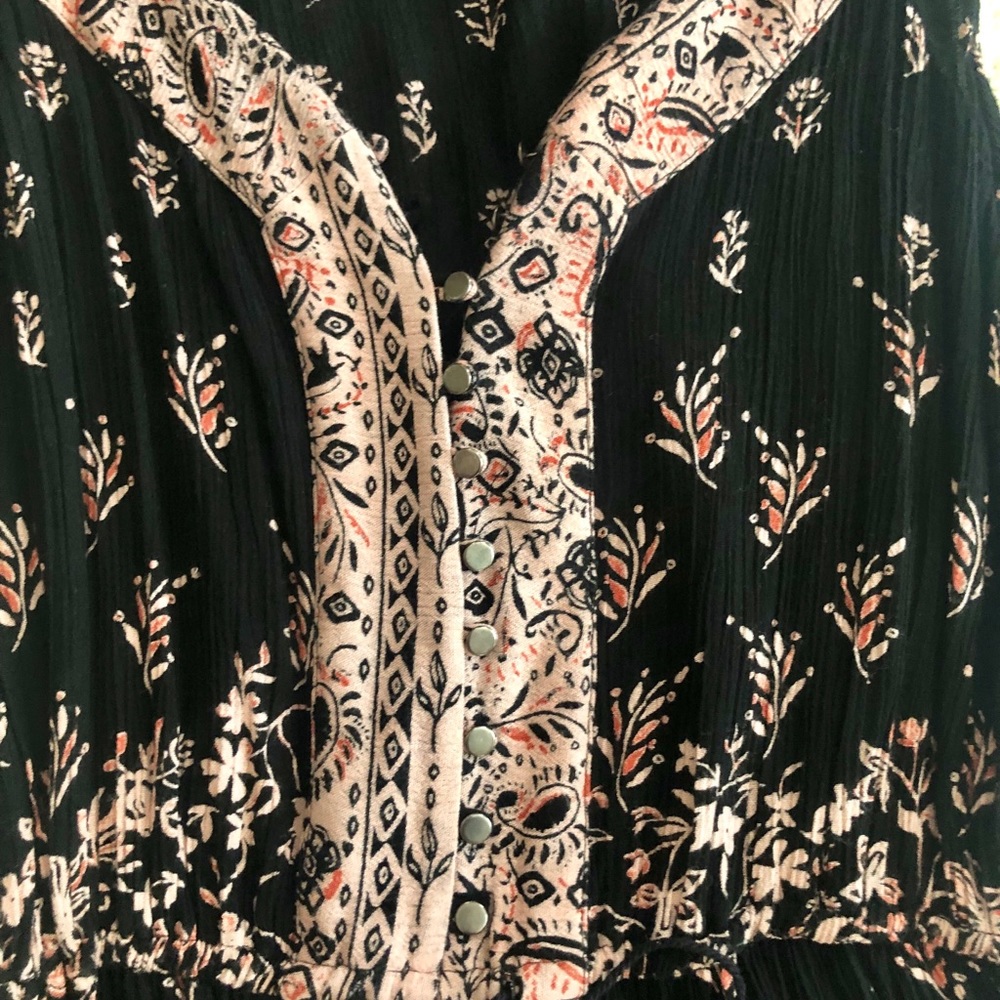 Urban Outfitters Boho Romper - Picture 6 of 7
